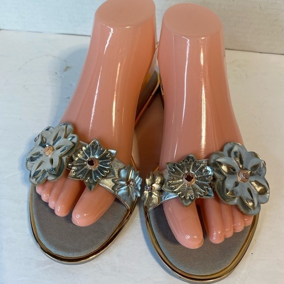 TED Baker London, Keely flat sandals, EUC - Picture 2 of 8